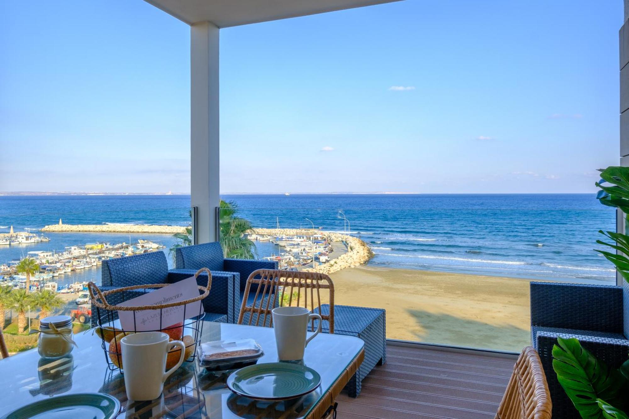 Lazuli Sea View Beachfront Ap 254 Lejlighed Larnaca Eksteriør billede